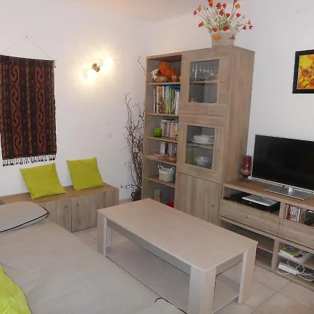 Le Madrilene By Interhome Apartman *